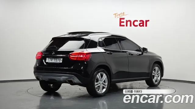 Mercedes-Benz GLA-Class 2017 — фото 2