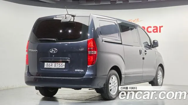 Hyundai Starex 2017 — фото 2
