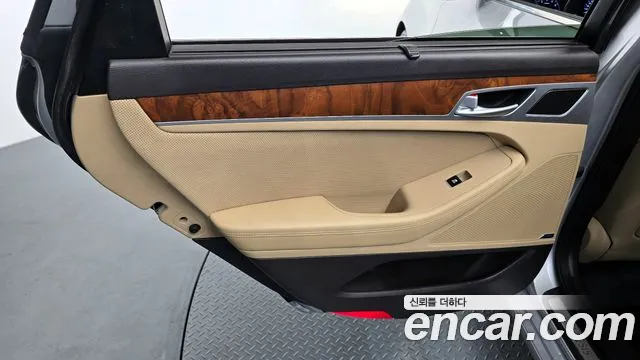 Hyundai Genesis 2015 — фото 15