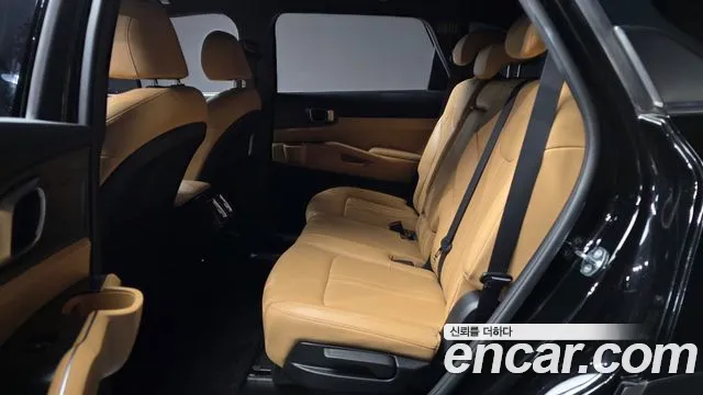 Kia Sorento 2022 — фото 16