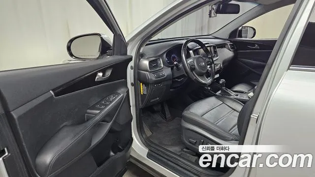 Kia Sorento 2015 — фото 10