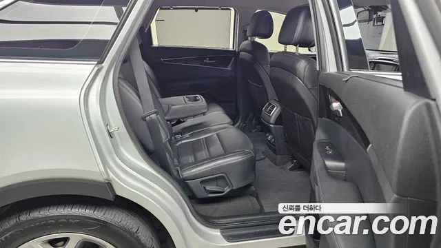 Kia Sorento 2015 — фото 12