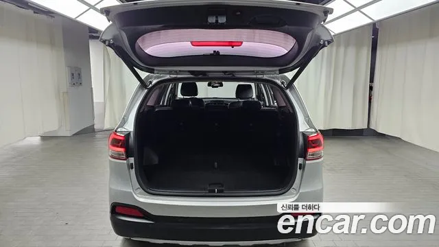 Kia Sorento 2015 — фото 20