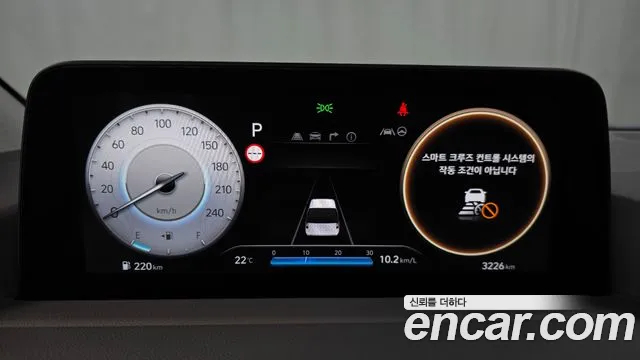 Hyundai Staria 2025 — фото 8