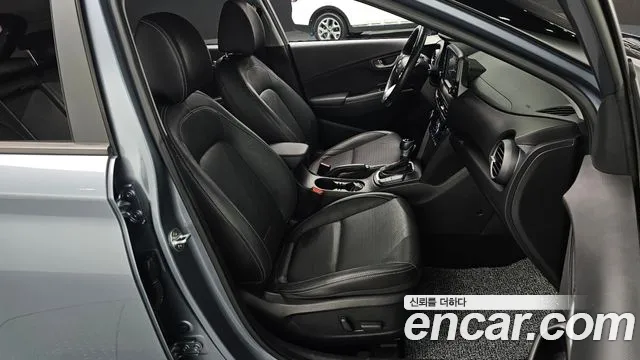Hyundai Kona 2018 — фото 16