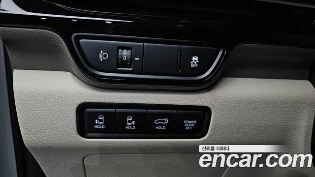 Kia Canival 2025 — фото 13