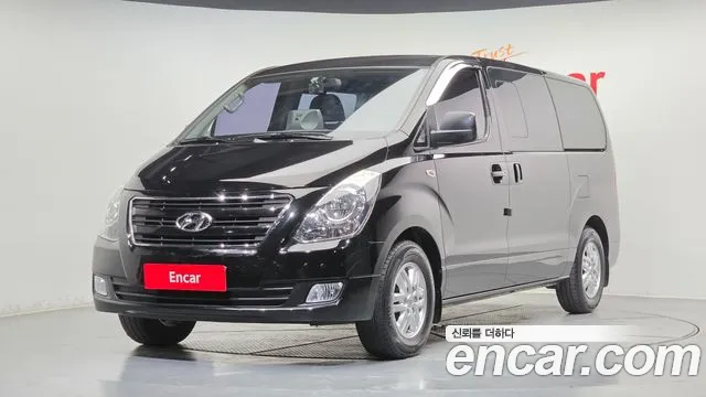 Hyundai Starex 2017 — фото 1