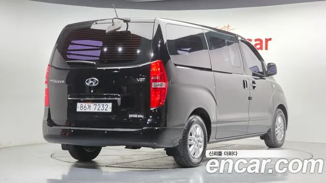Hyundai Starex 2017 — фото 2
