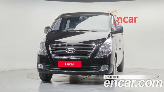 Hyundai Starex 2017 — фото 3