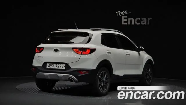 Kia Stonic 2018 — фото 2