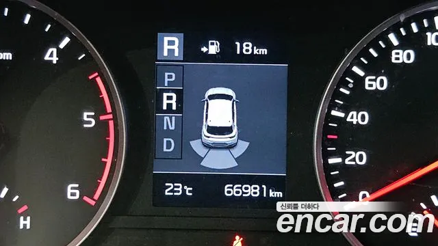 Kia Stonic 2018 — фото 14