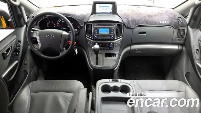 Hyundai Starex 2019 — фото 10