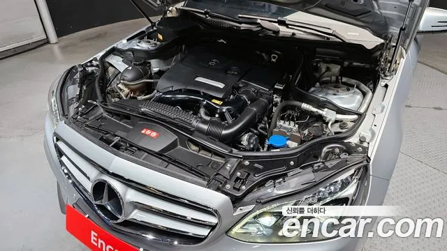 Mercedes-Benz E-Class 2015 — фото 6
