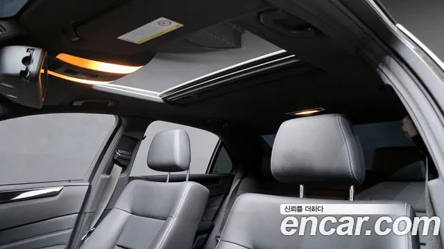 Mercedes-Benz E-Class 2015 — фото 18