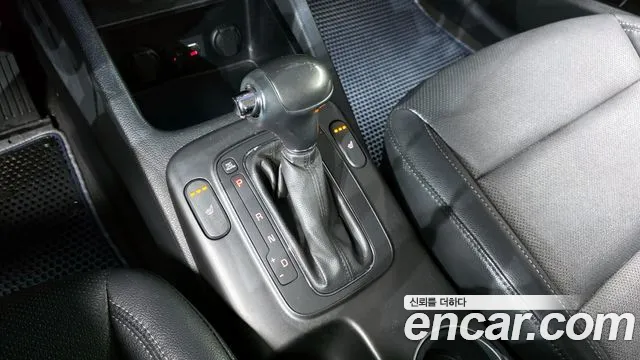Kia K3 2015 — фото 12