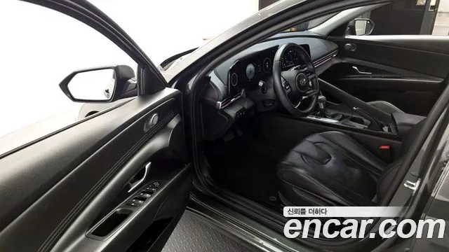 Hyundai AVANTE 2022 — фото 10