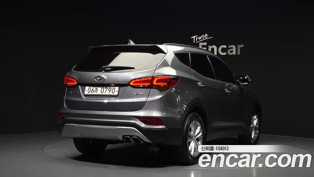 Hyundai Santafe 2016 — фото 2