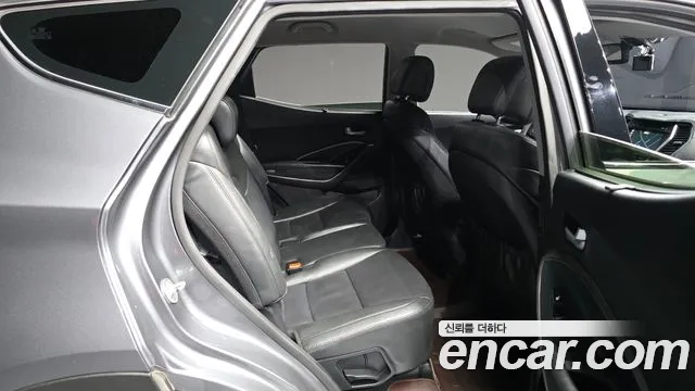 Hyundai Santafe 2016 — фото 12
