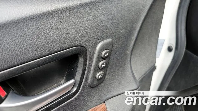 Toyota Sienna 2015 — фото 17