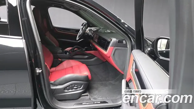 Porsche Cayenne 2025 — фото 11