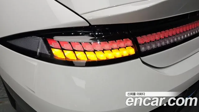 Hyundai Ioniq6 2023 — фото 9