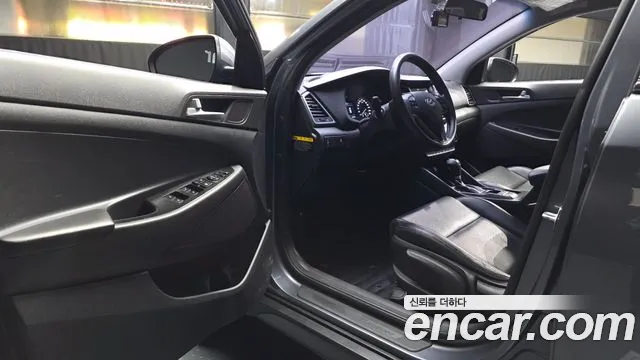 Hyundai Tucson 2016 — фото 13