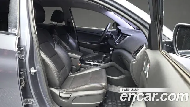 Hyundai Tucson 2016 — фото 17