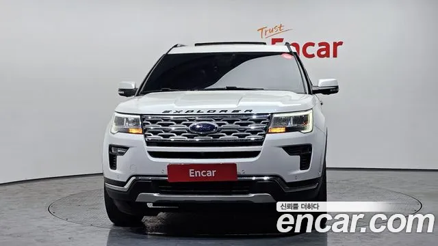 Ford Explorer 2019 — фото 3