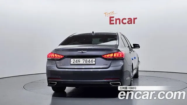 Hyundai Genesis 2015 — фото 4