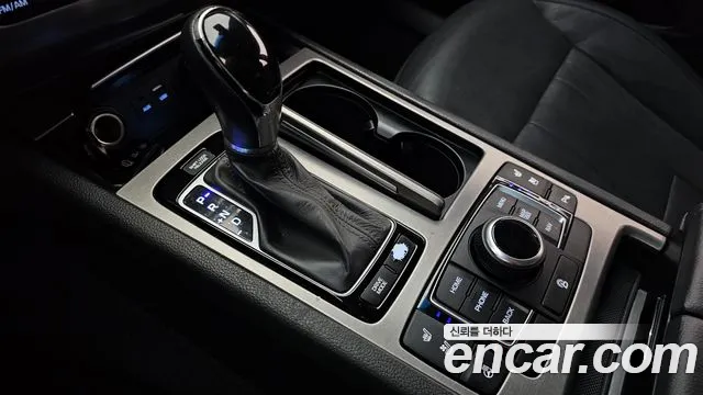Hyundai Genesis 2015 — фото 9
