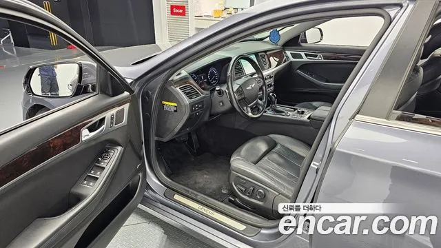 Hyundai Genesis 2015 — фото 10