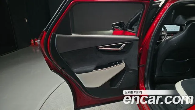 Kia EV6 2022 — фото 15