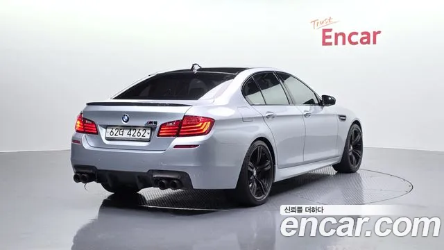 BMW M5 2016 — фото 2