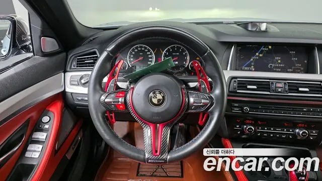 BMW M5 2016 — фото 13