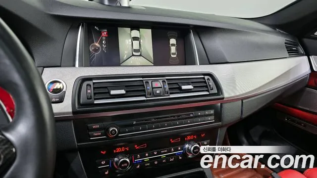 BMW M5 2016 — фото 15