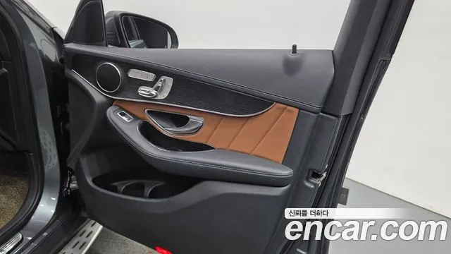 Mercedes-Benz GLC-Class 2021 — фото 14
