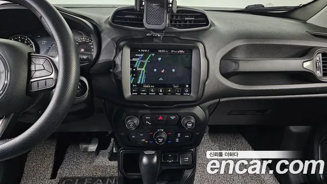 Jeep Renegade 2019 — фото 16