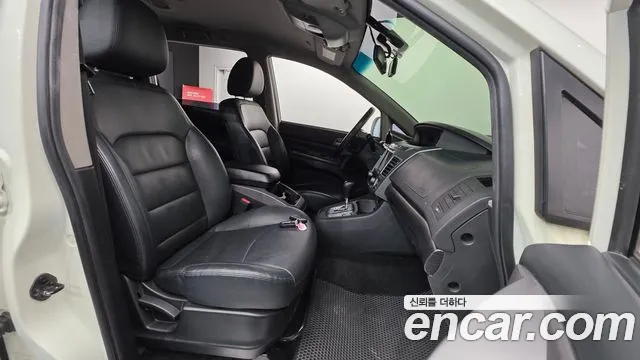 KG_Mobility_Ssangyong KORANDO 2017 — фото 13