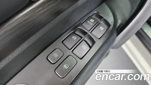 KG_Mobility_Ssangyong KORANDO 2017 — фото 18