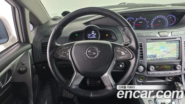 KG_Mobility_Ssangyong KORANDO 2017 — фото 20