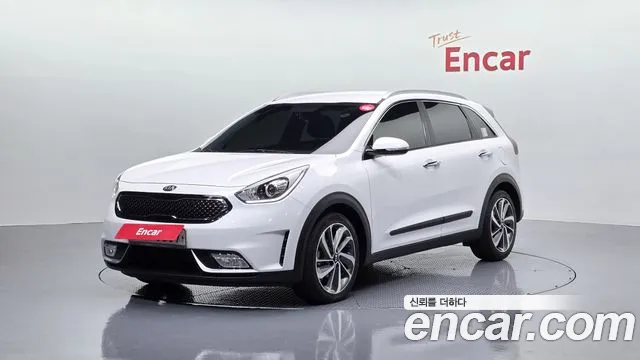 Kia Niro 2017 — фото 1
