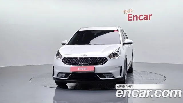 Kia Niro 2017 — фото 3