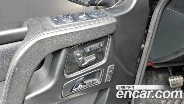Mercedes-Benz G-Class 2015 — фото 11