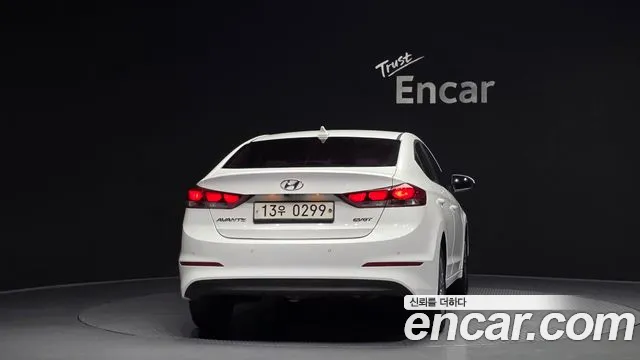 Hyundai AVANTE 2017 — фото 4
