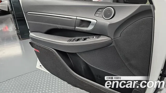 Hyundai Sonata 2022 — фото 14