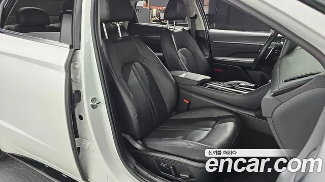 Hyundai Sonata 2022 — фото 16