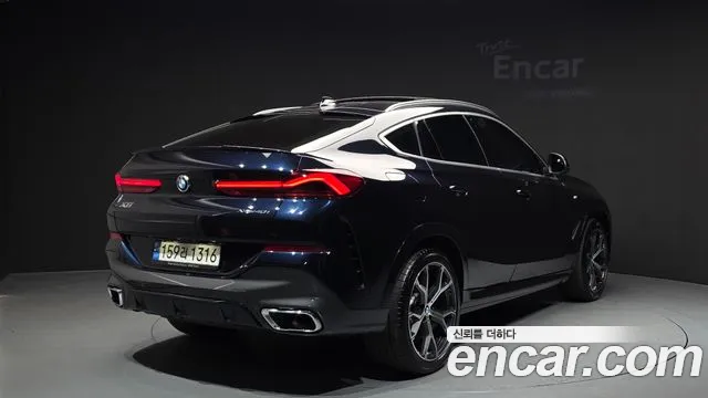 BMW X6 2022 — фото 2