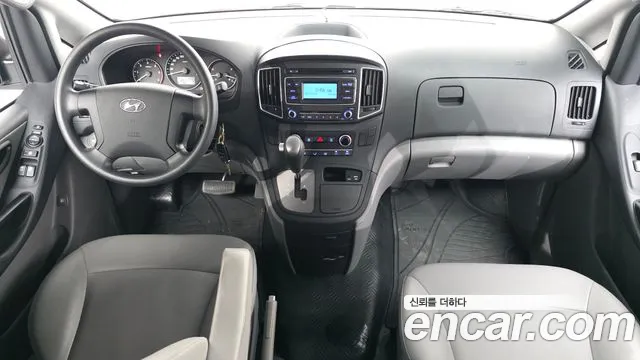 Hyundai Starex 2021 — фото 10