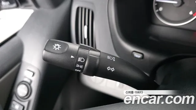 Hyundai Starex 2021 — фото 28