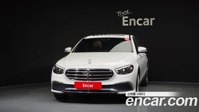 Mercedes-Benz E-Class 2021 — фото 3